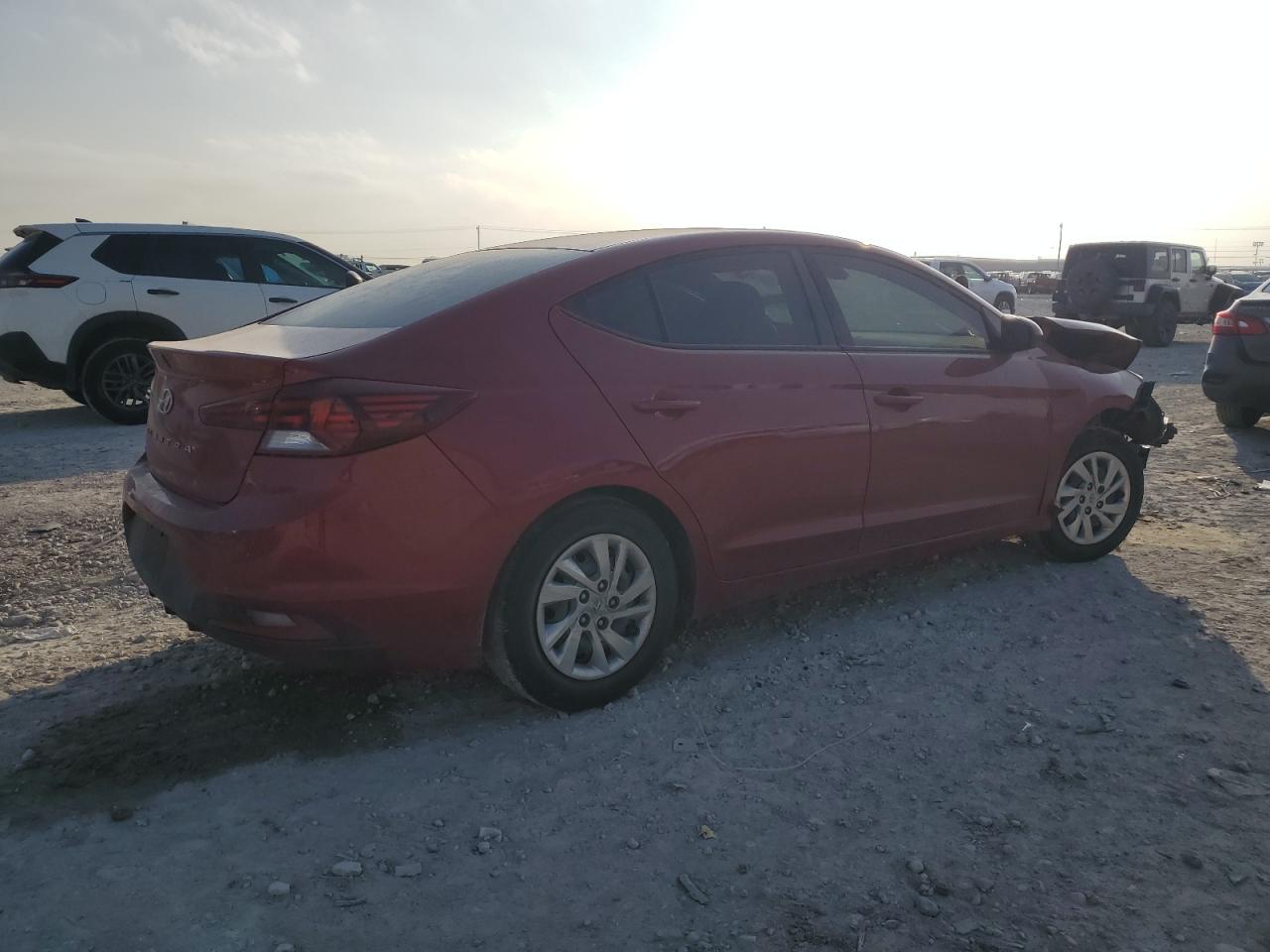 2020 Hyundai Elantra - Image 3