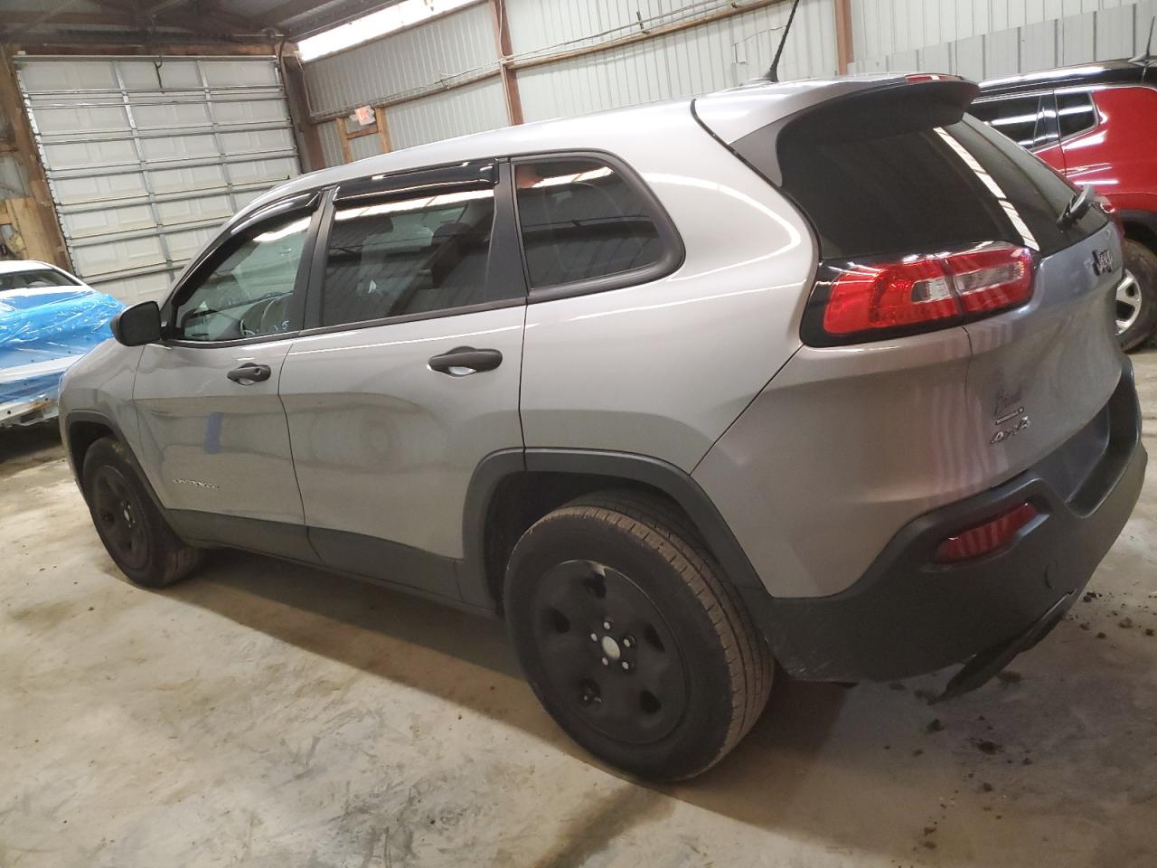 2015 Jeep Grand Cherokee - Image 2