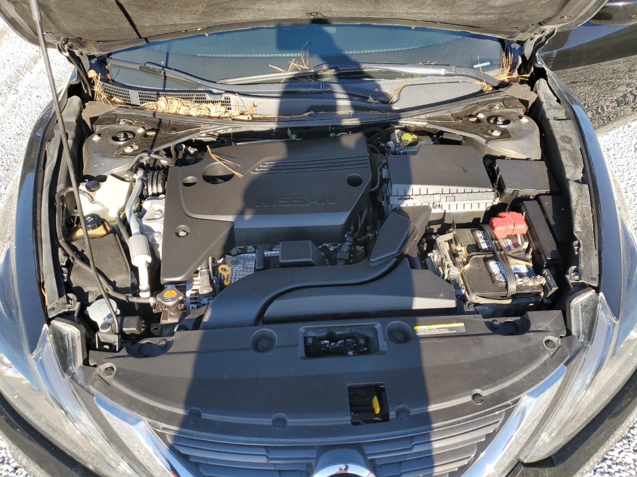 2017 Nissan Altima - Image 11