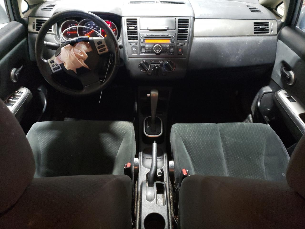 2012 Nissan Versa - Image 8