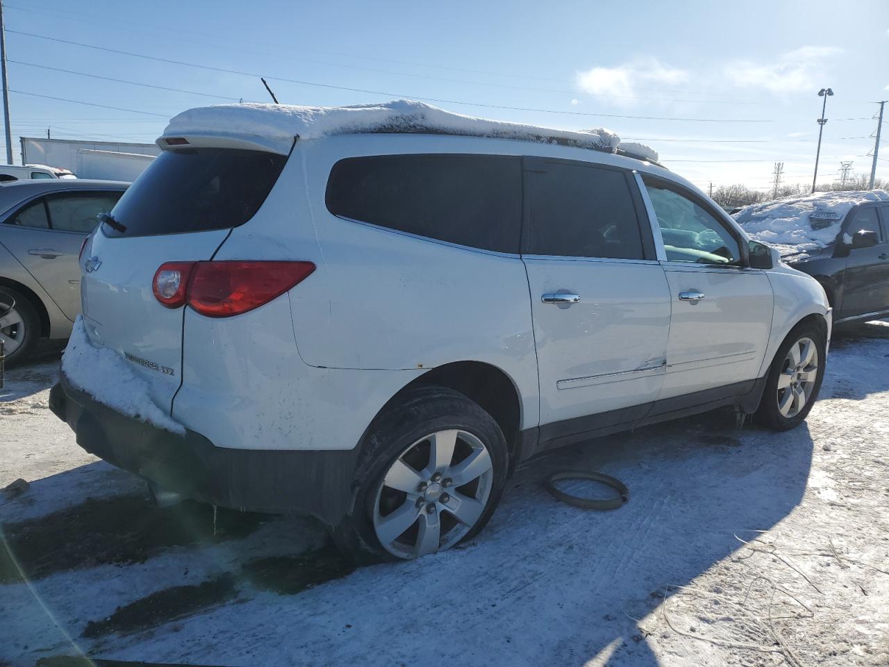 2009 Chevrolet Traverse - Image 3