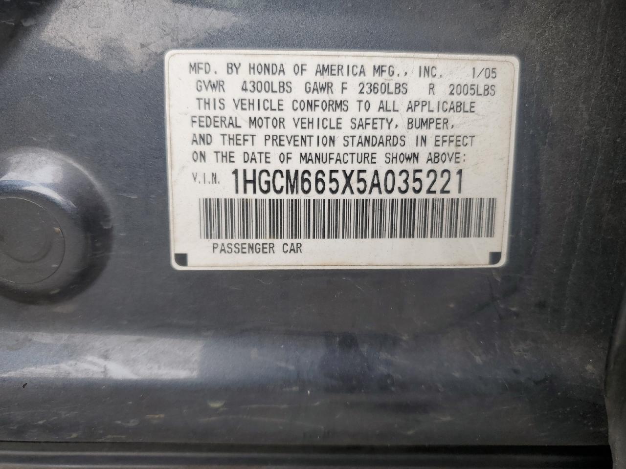 2005 Honda Accord - Image 12