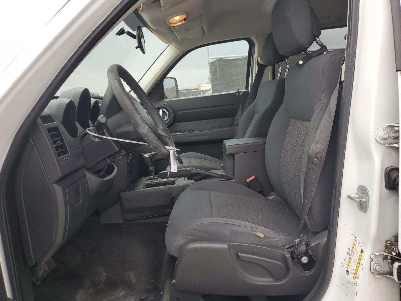 2011 Dodge Nitro - Image 7