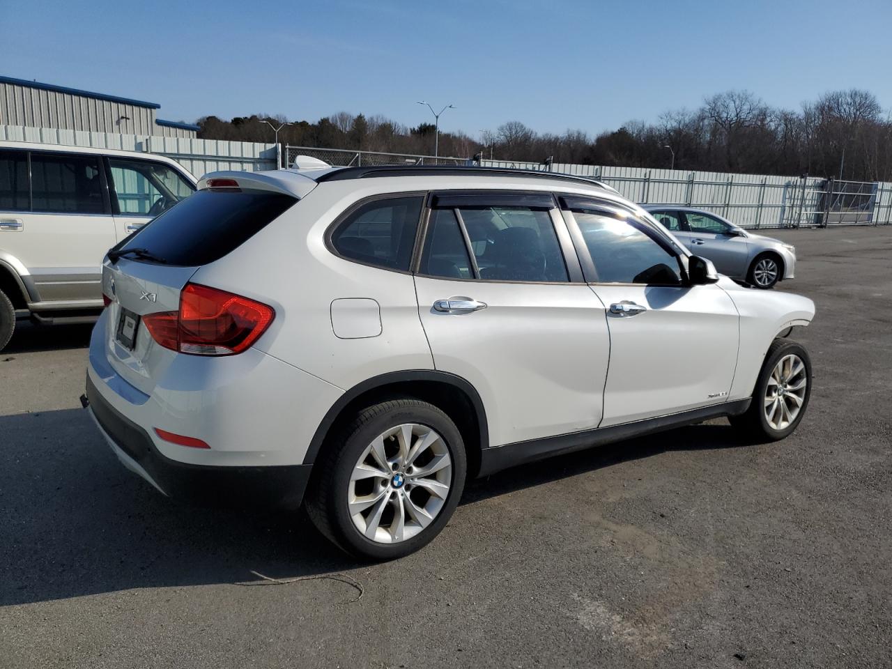 2014 BMW X1 - Image 3