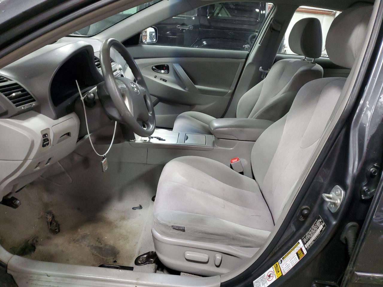 2010 Toyota Camry - Image 7