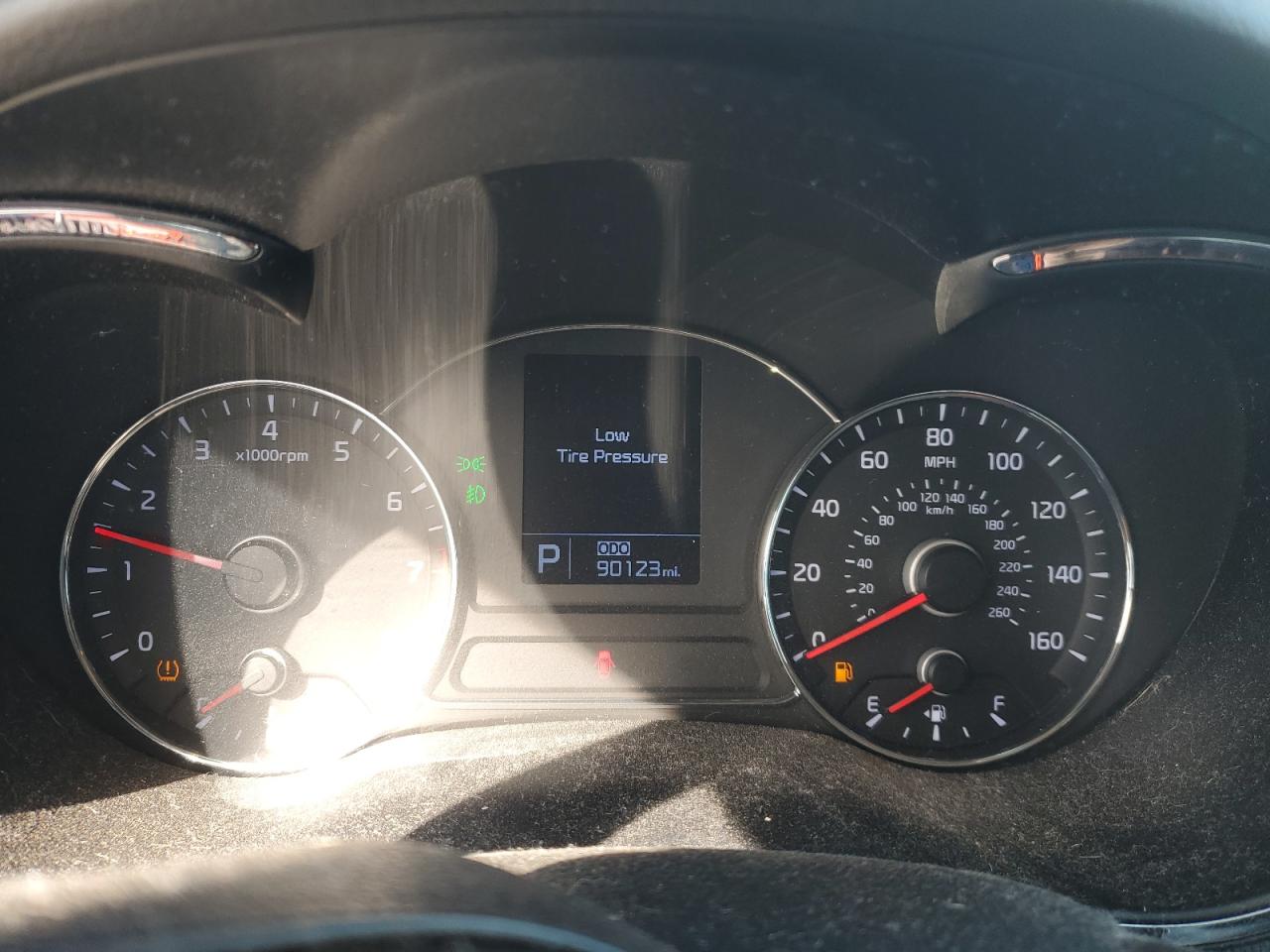 2015 Kia Forte - Image 9