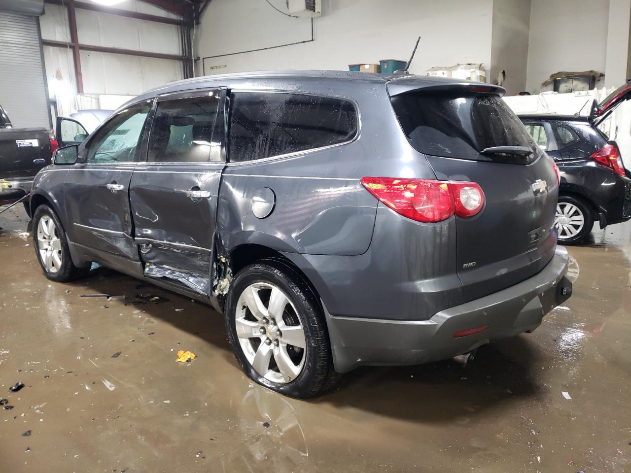 2012 Chevrolet Traverse - Image 2