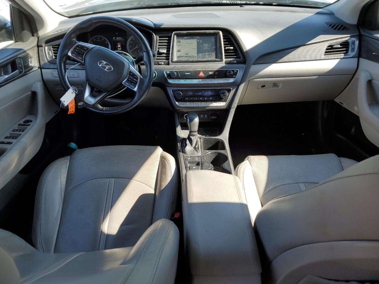 2018 Hyundai Sonata - Image 8