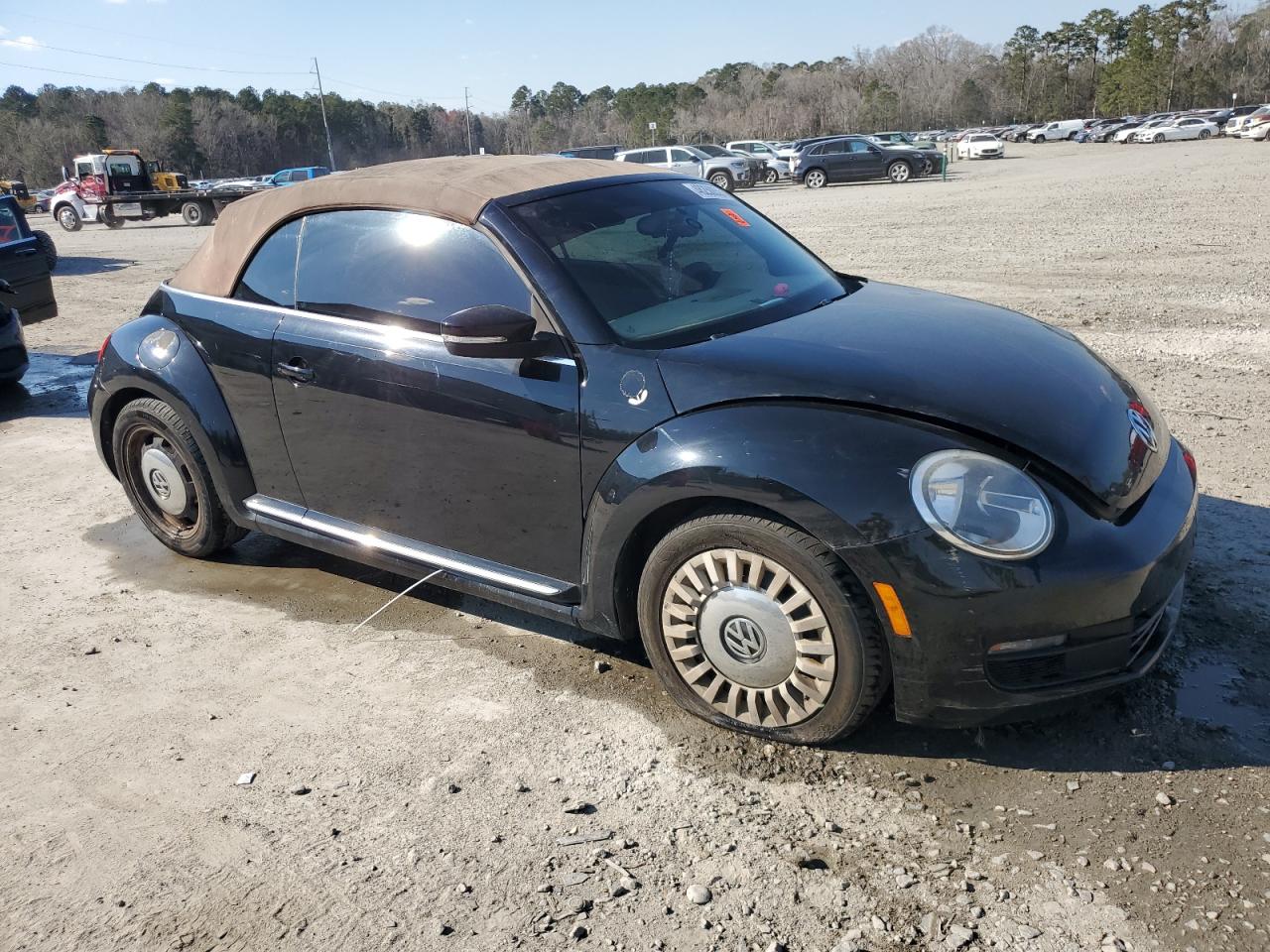 2014 Volkswagen Beetle - Image 4