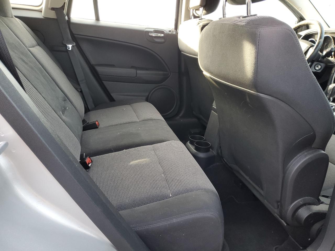 2011 Dodge Caliber - Image 11