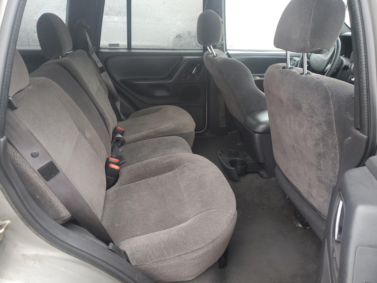 2000 Jeep Grand Cherokee - Image 10