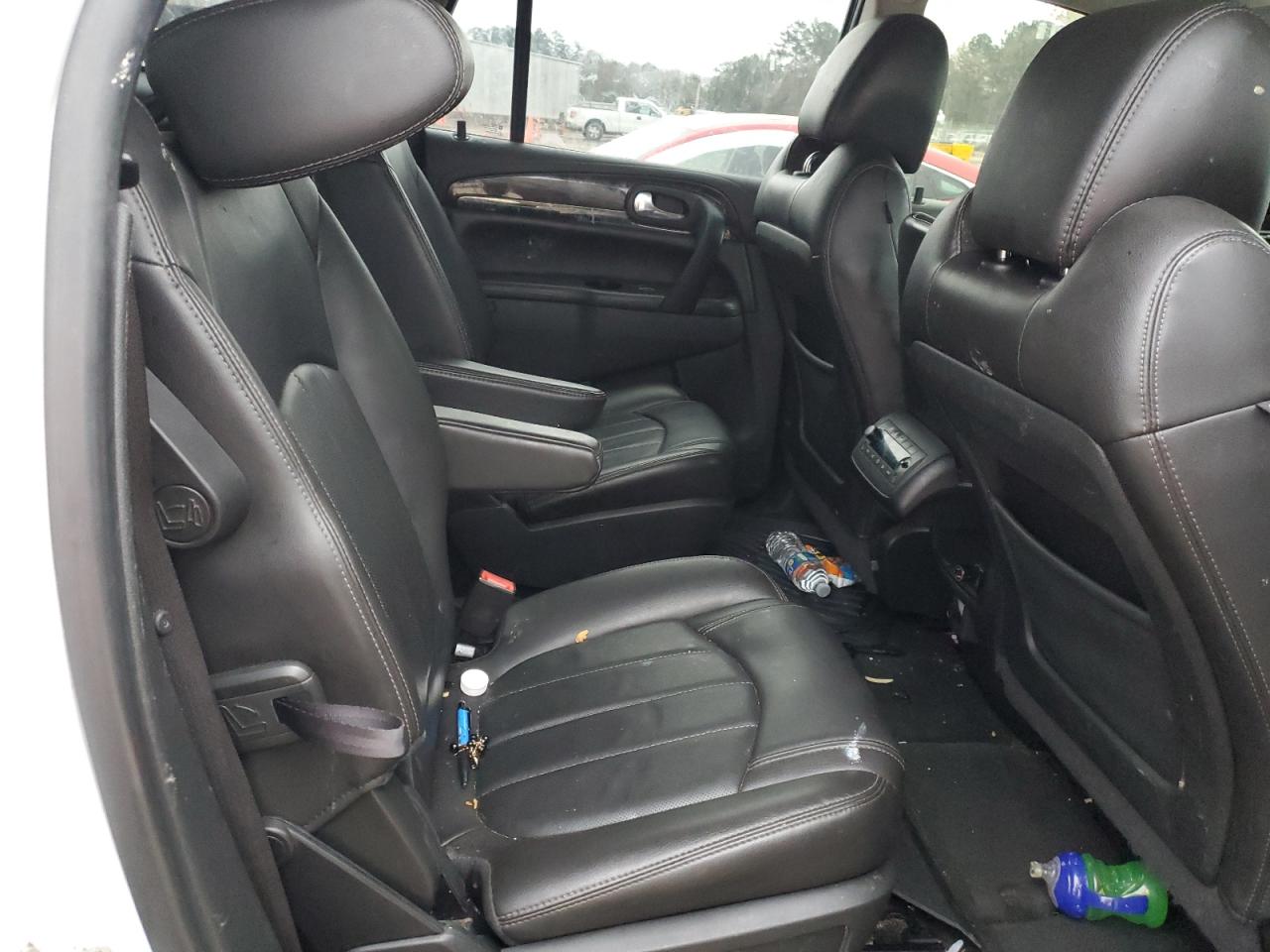 2017 Buick Enclave - Image 12