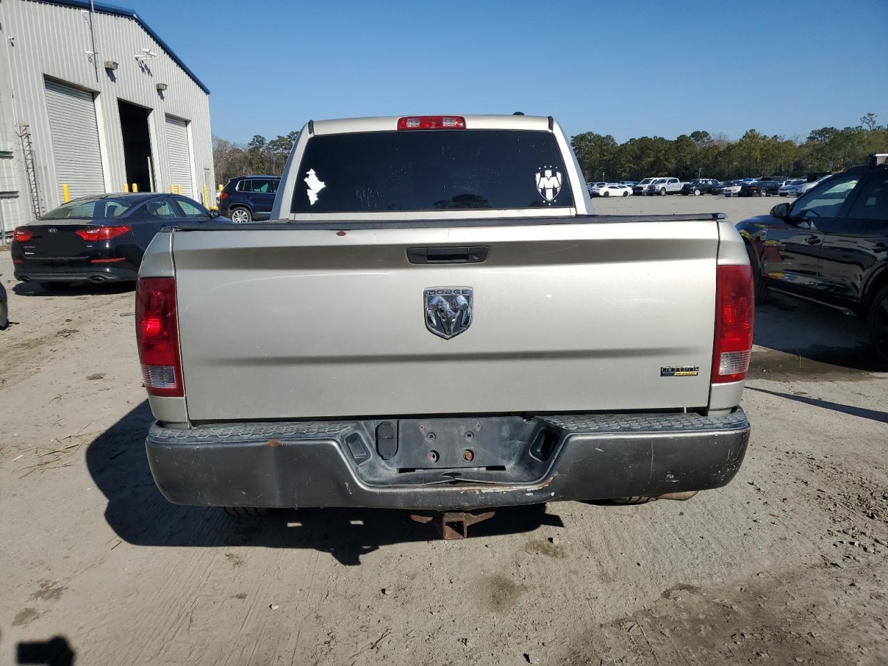 2009 Dodge RAM - Image 6