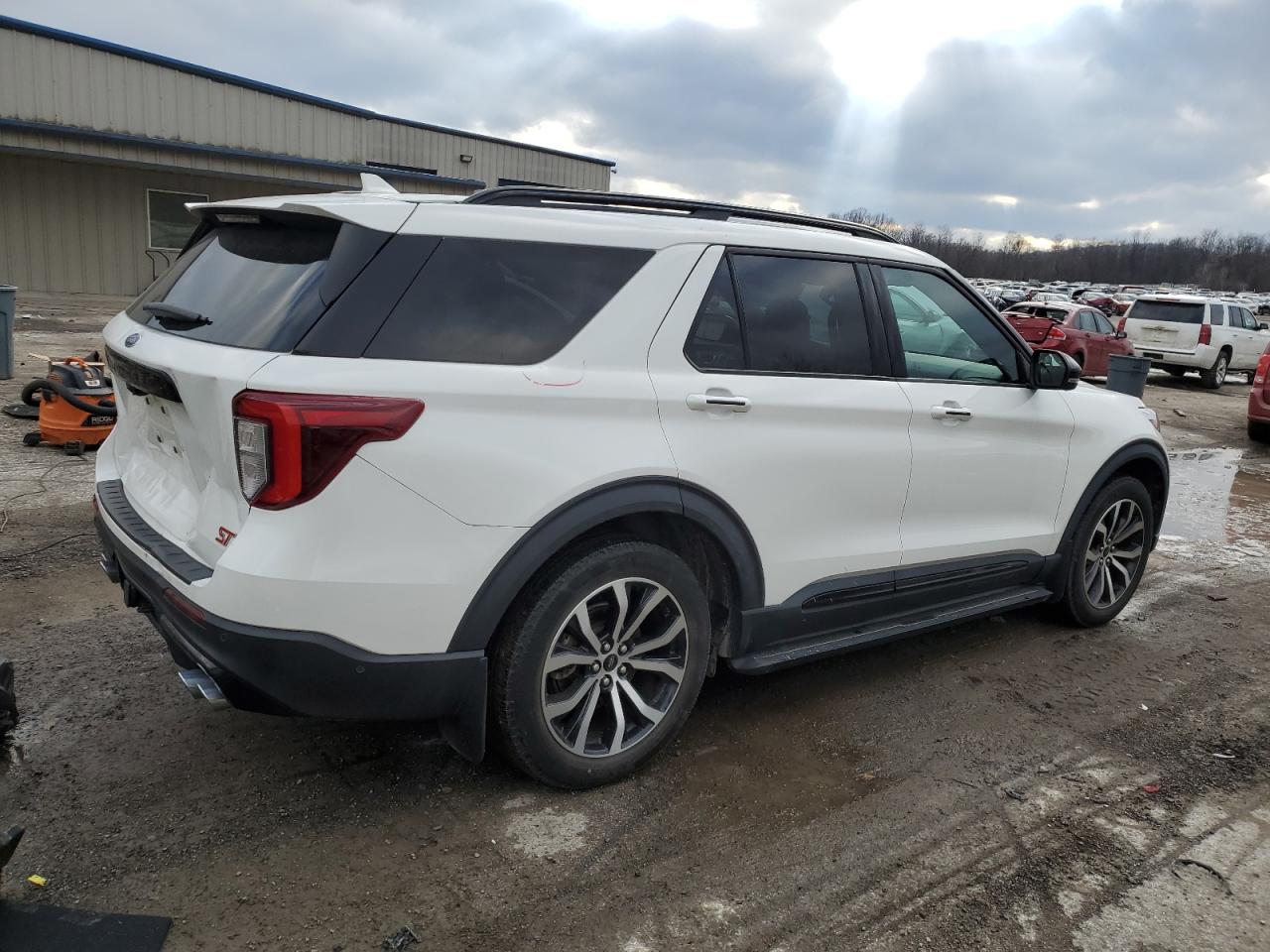 2020 Ford Explorer - Image 3