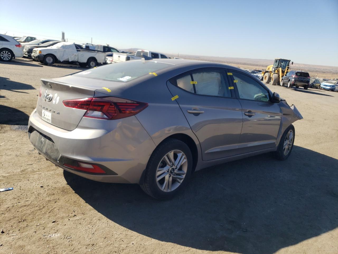 2020 Hyundai Elantra - Image 3