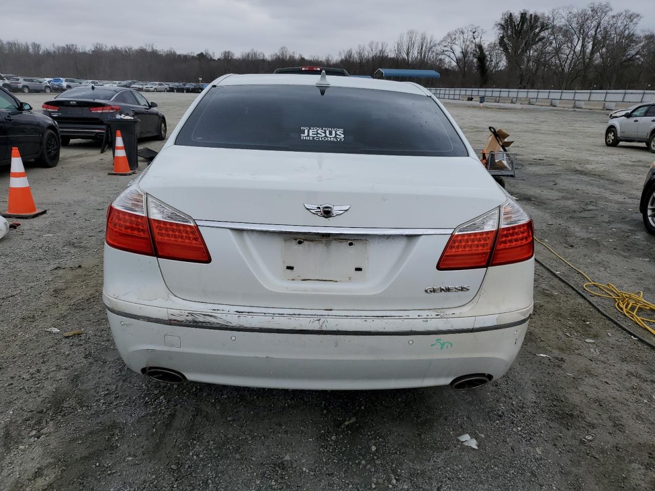 2009 Hyundai Genesis - Image 6