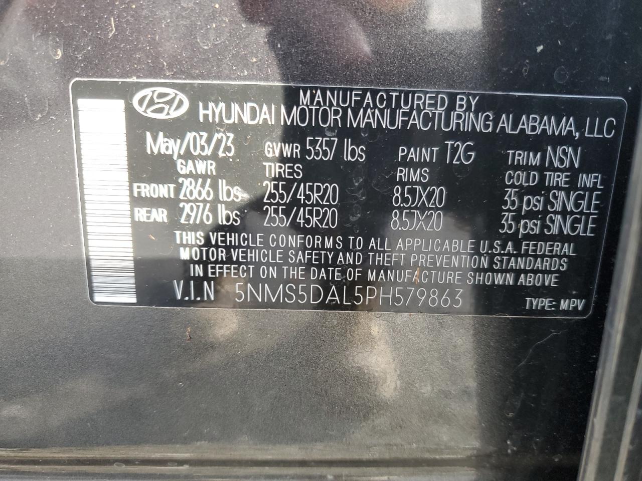 2023 Hyundai Santa Fe - Image 15