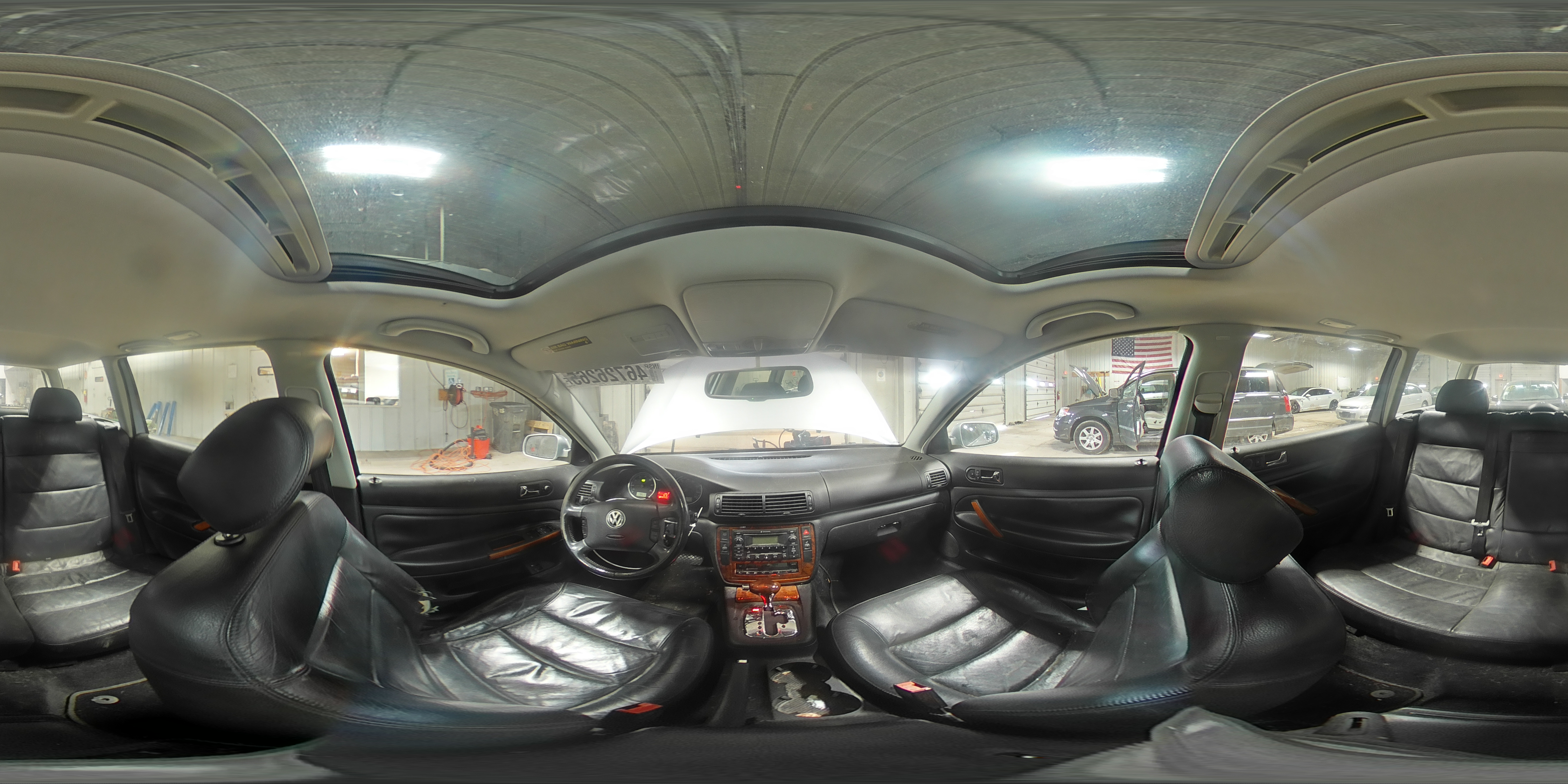 2003 Volkswagen Passat - Image 13