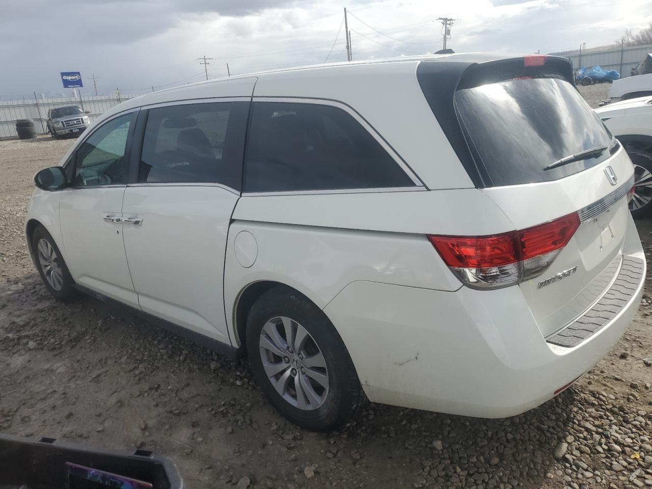 2016 Honda Odyssey - Image 2