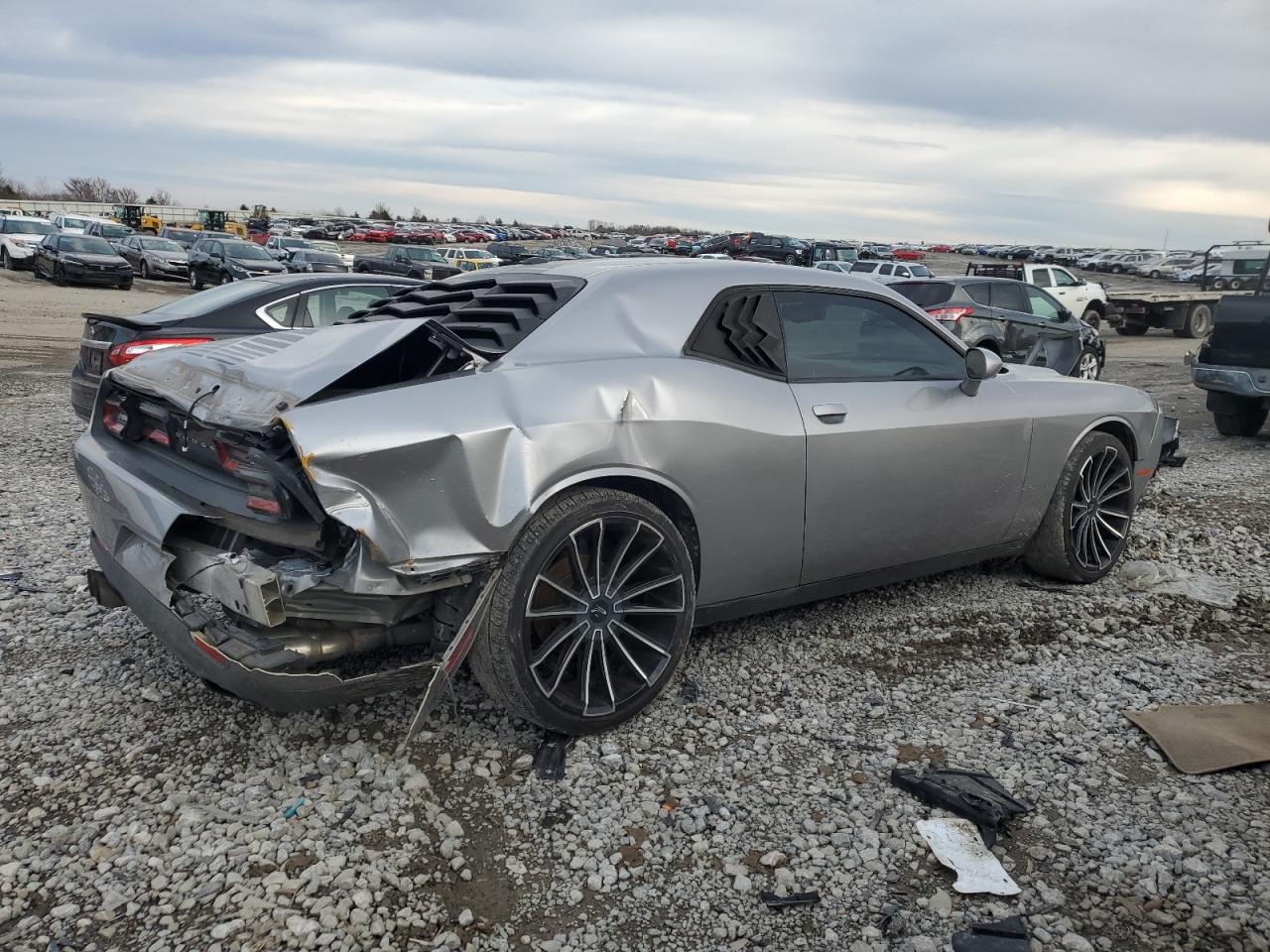 2017 Dodge Challenger - Image 3