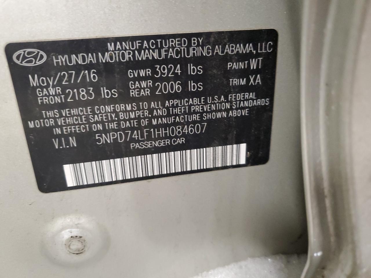 2017 Hyundai Elantra - Image 12