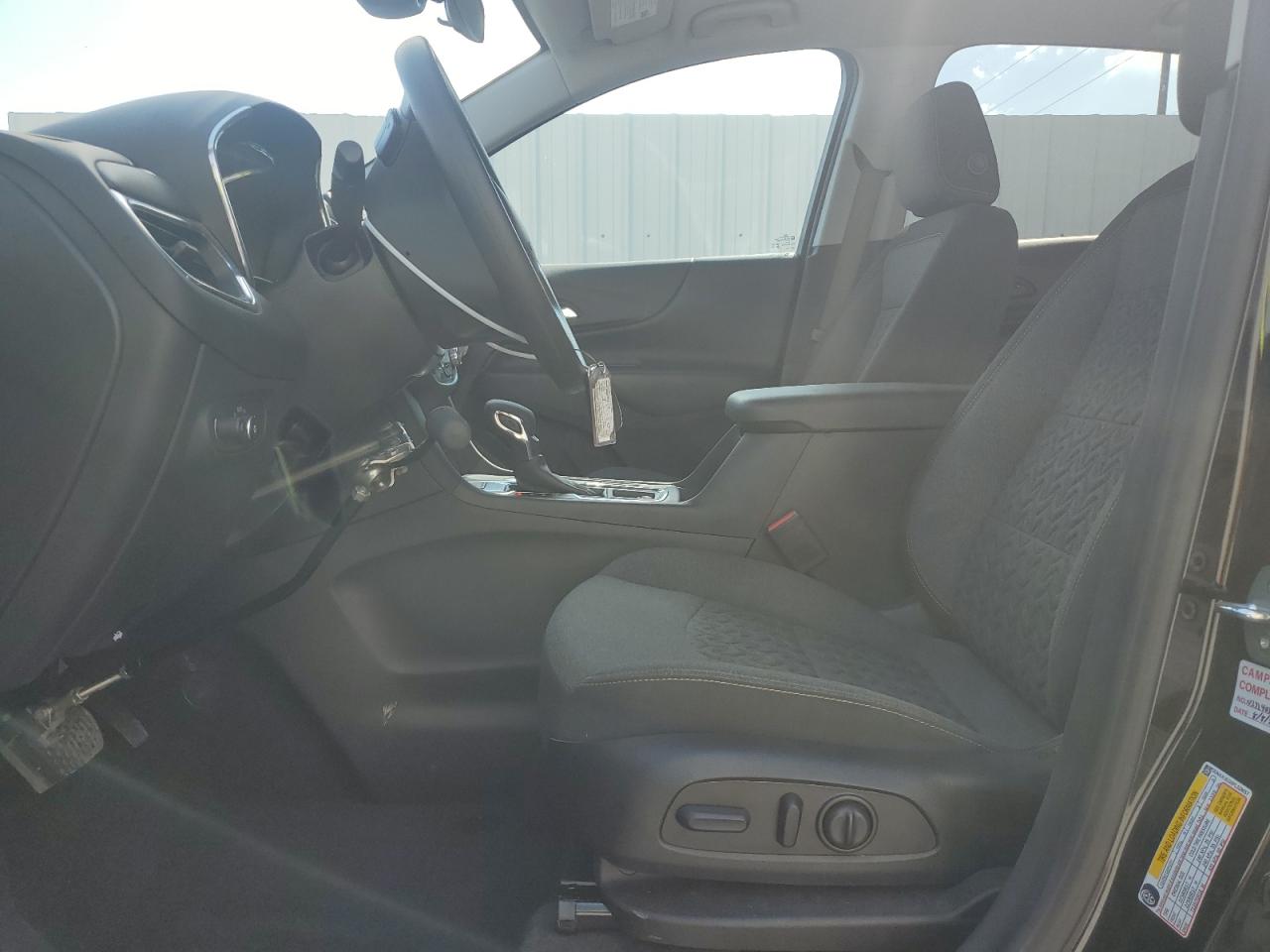 2023 Chevrolet Equinox - Image 7
