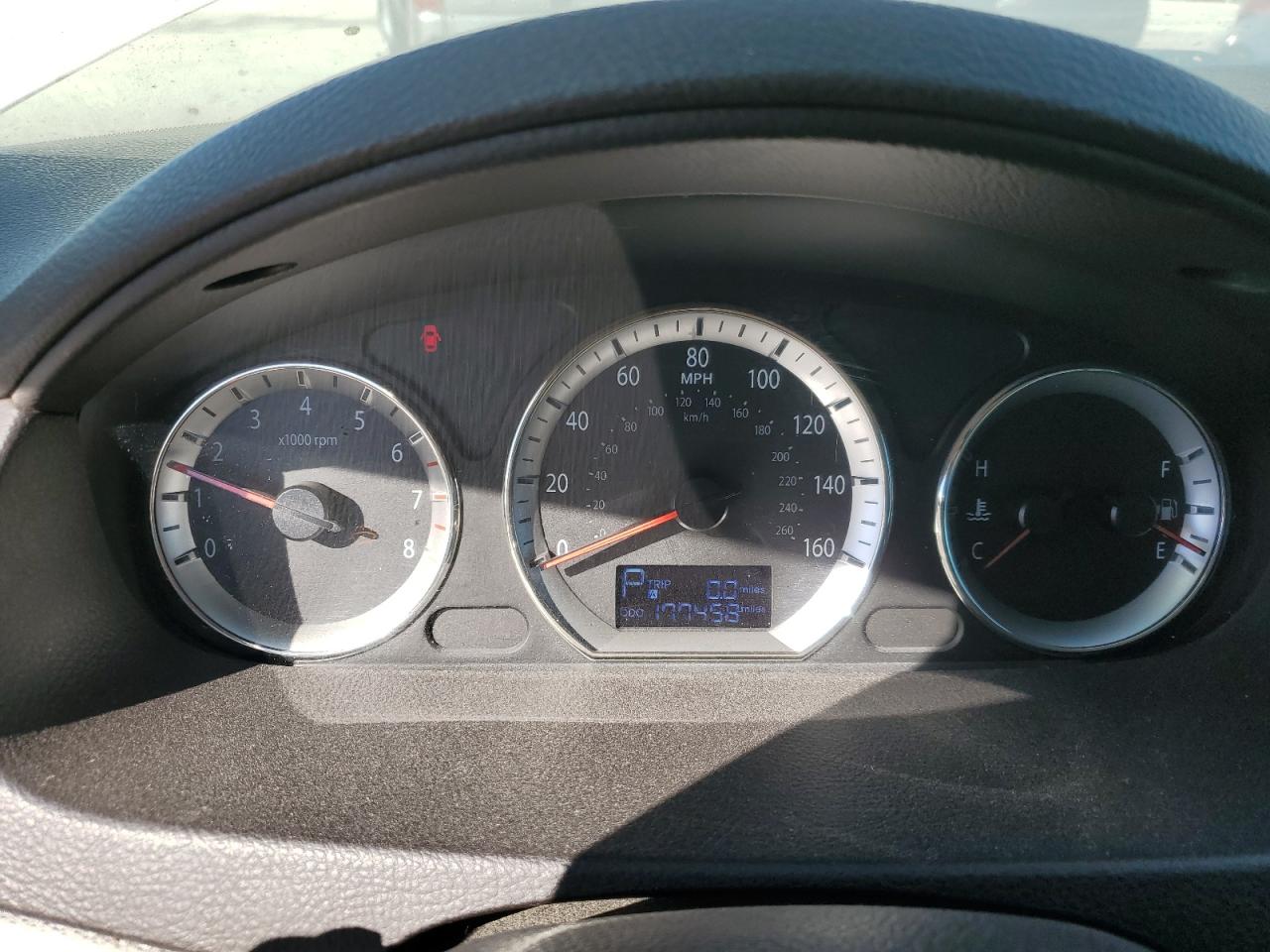 2009 Hyundai Sonata - Image 9