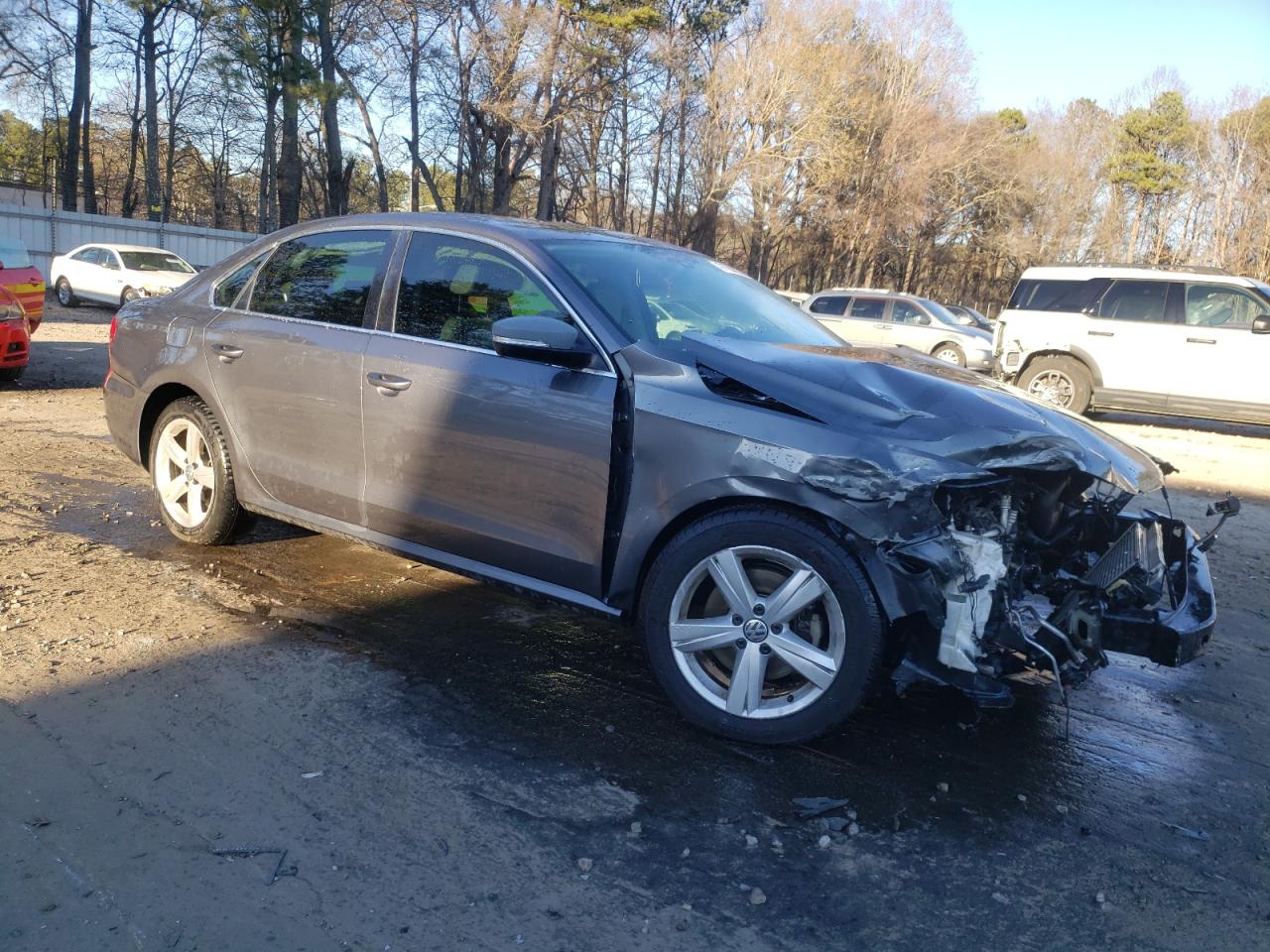 2015 Volkswagen Passat - Image 4