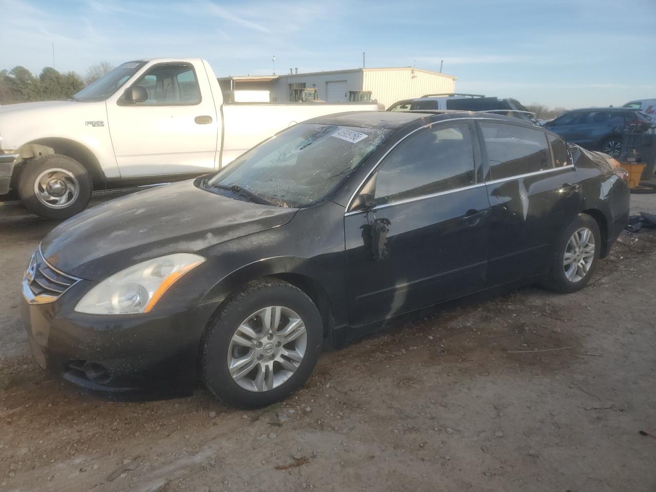 2010 Nissan Altima - Image 1