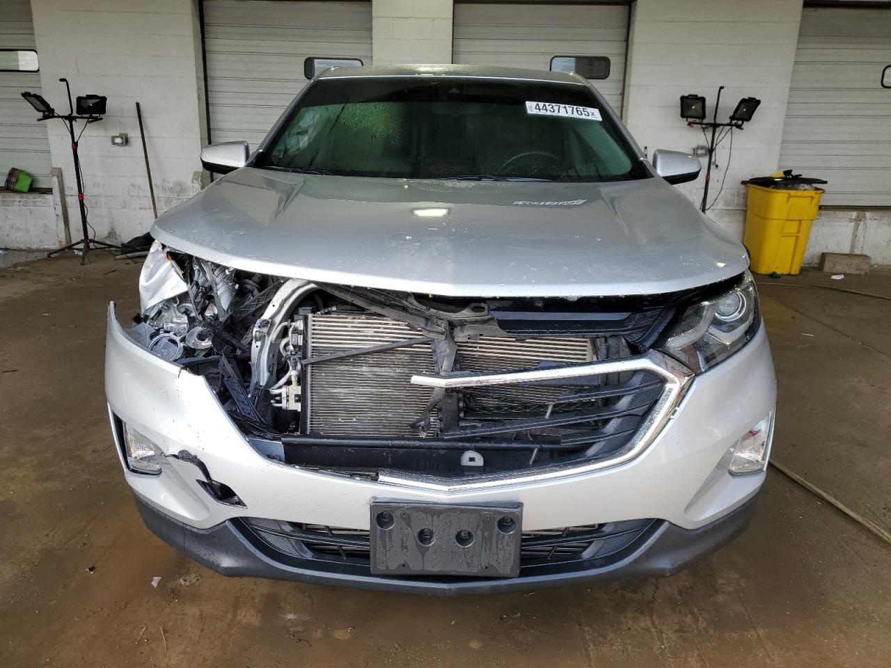 2020 Chevrolet Equinox - Image 5