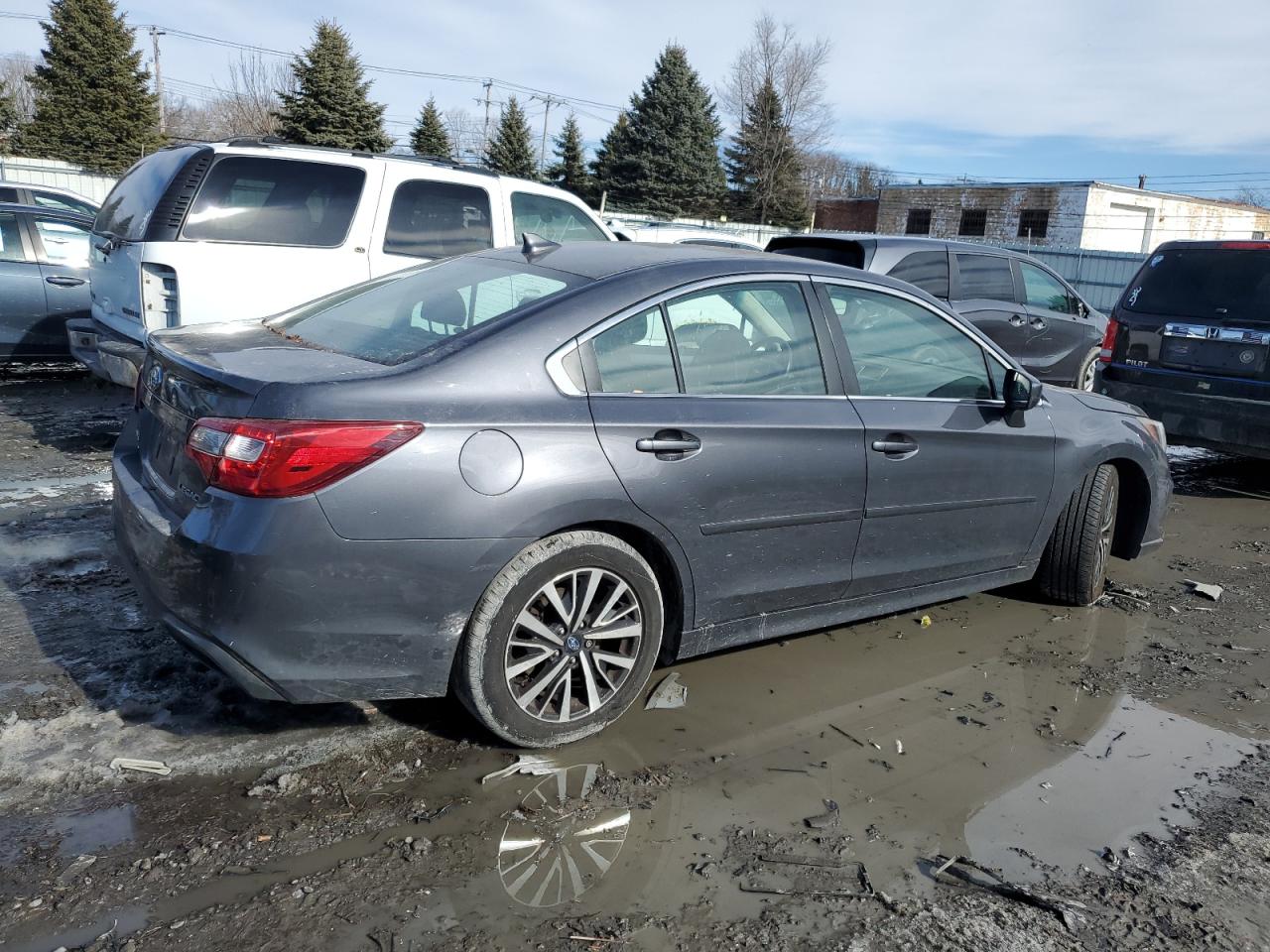 2018 Subaru Legacy - Image 3