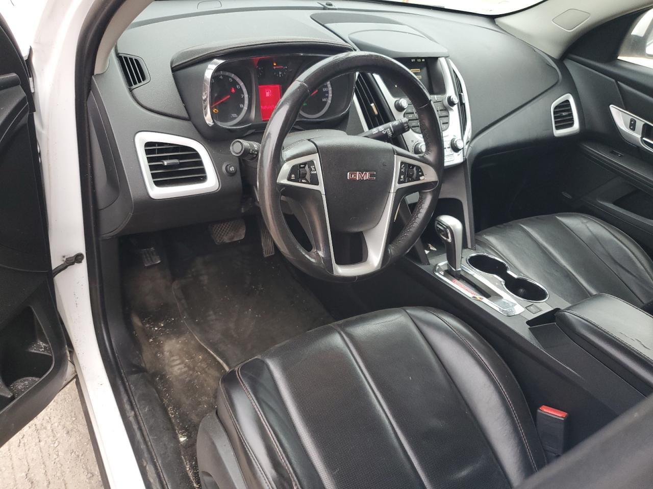 2015 GMC Terrain - Image 8