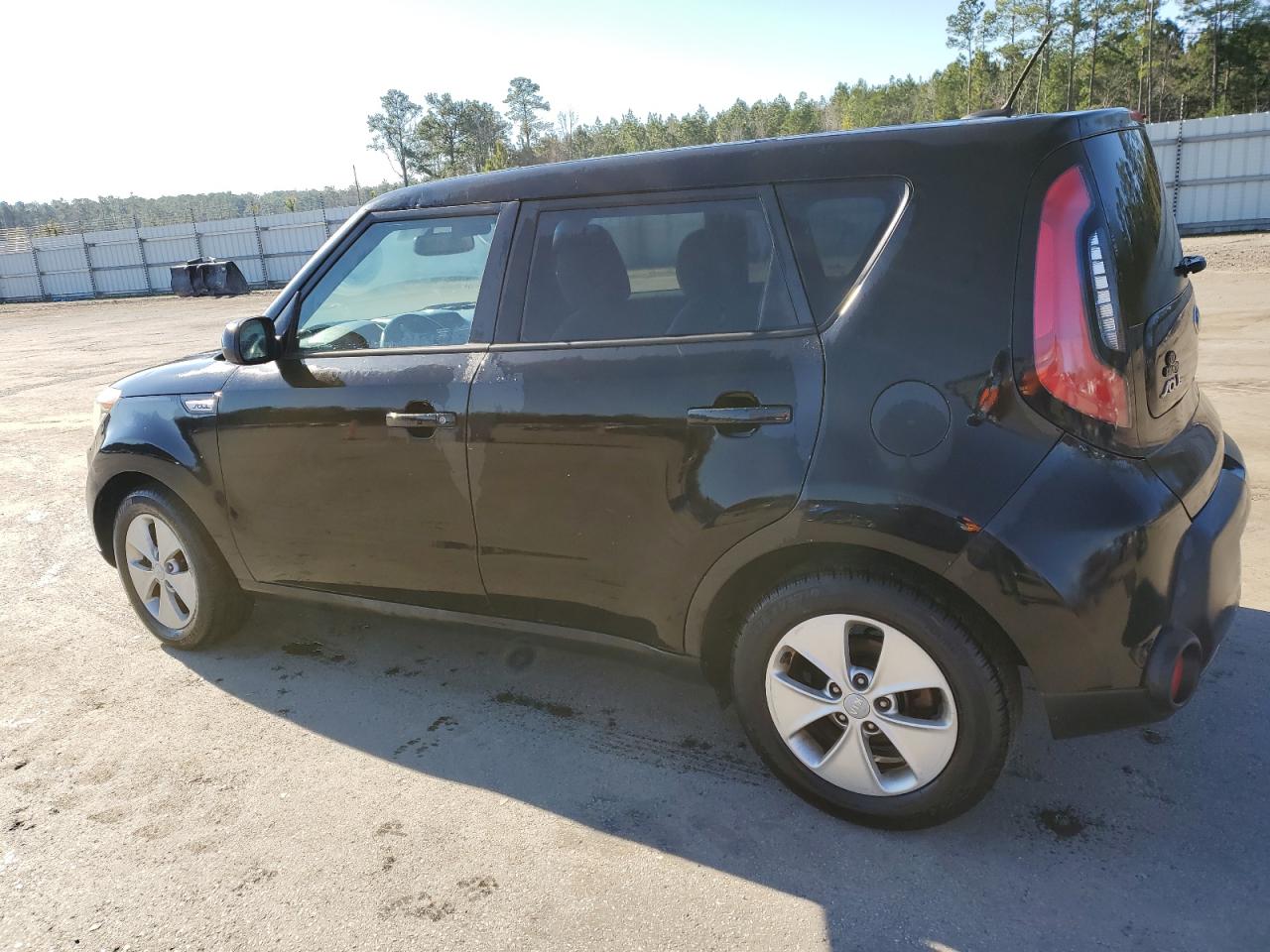 2015 Kia Soul - Image 2