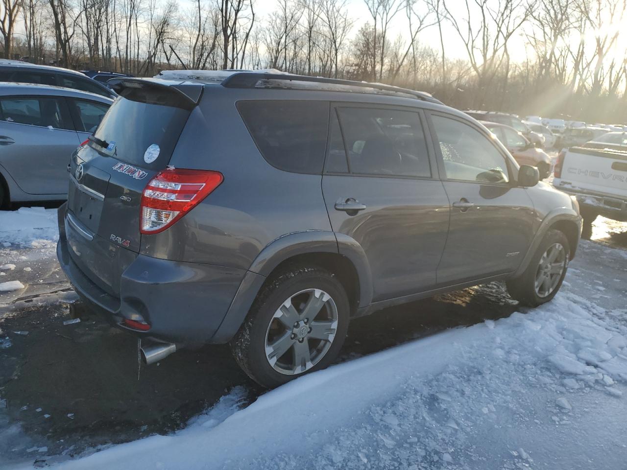 2009 Toyota RAV 4 - Image 3