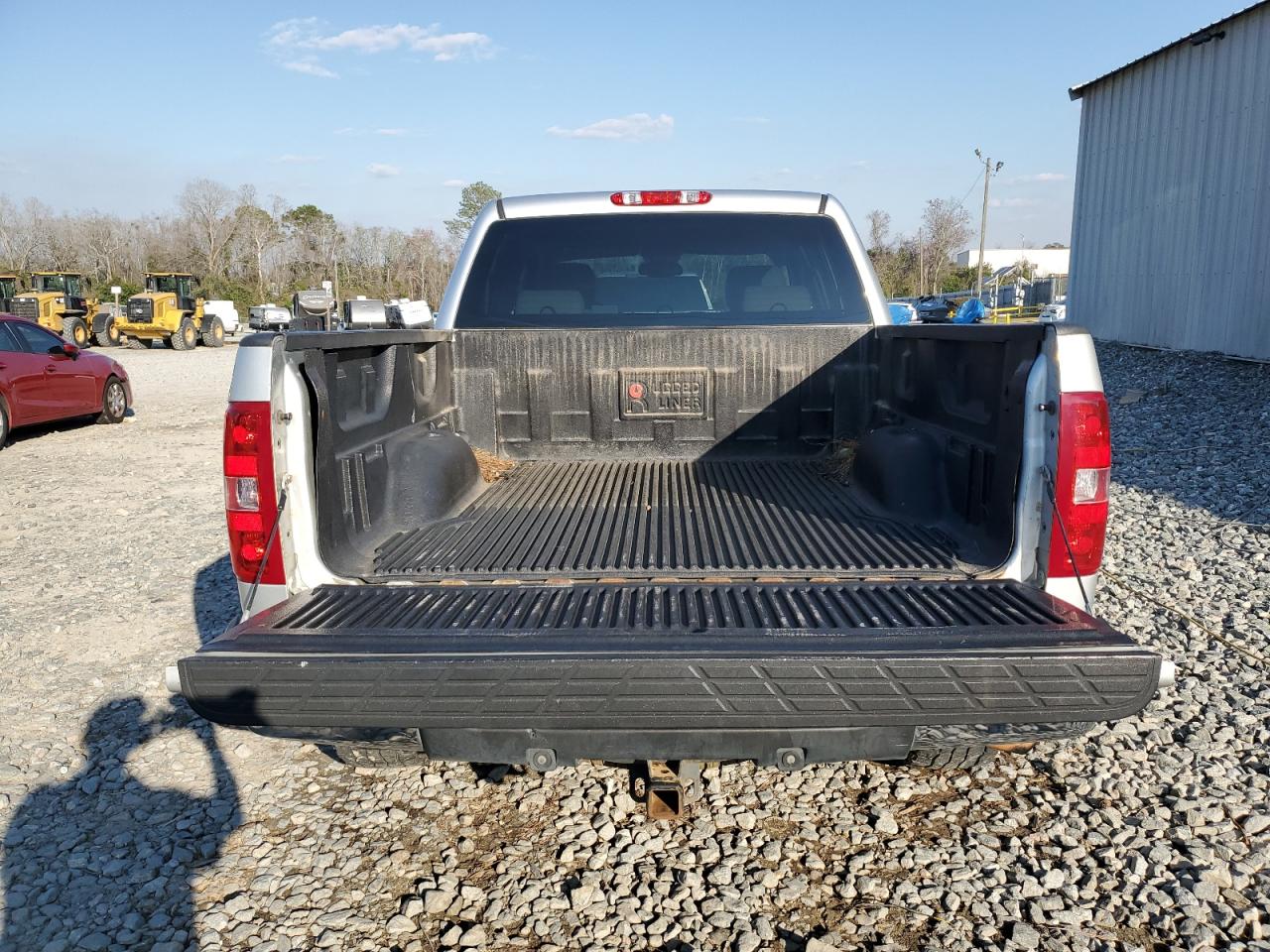 2011 Chevrolet Silverado - Image 6