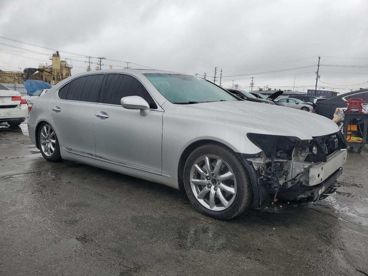2007 Lexus LS - Image 4