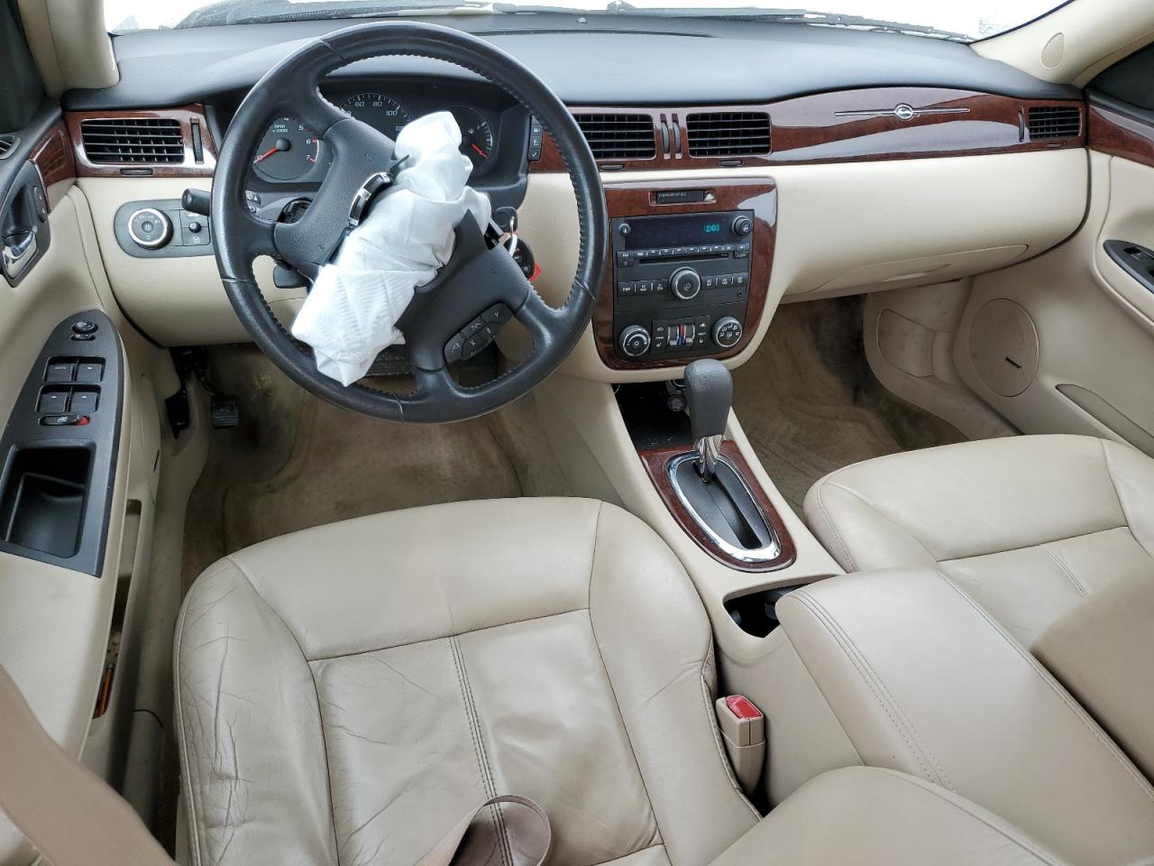 2011 Chevrolet Impala - Image 8