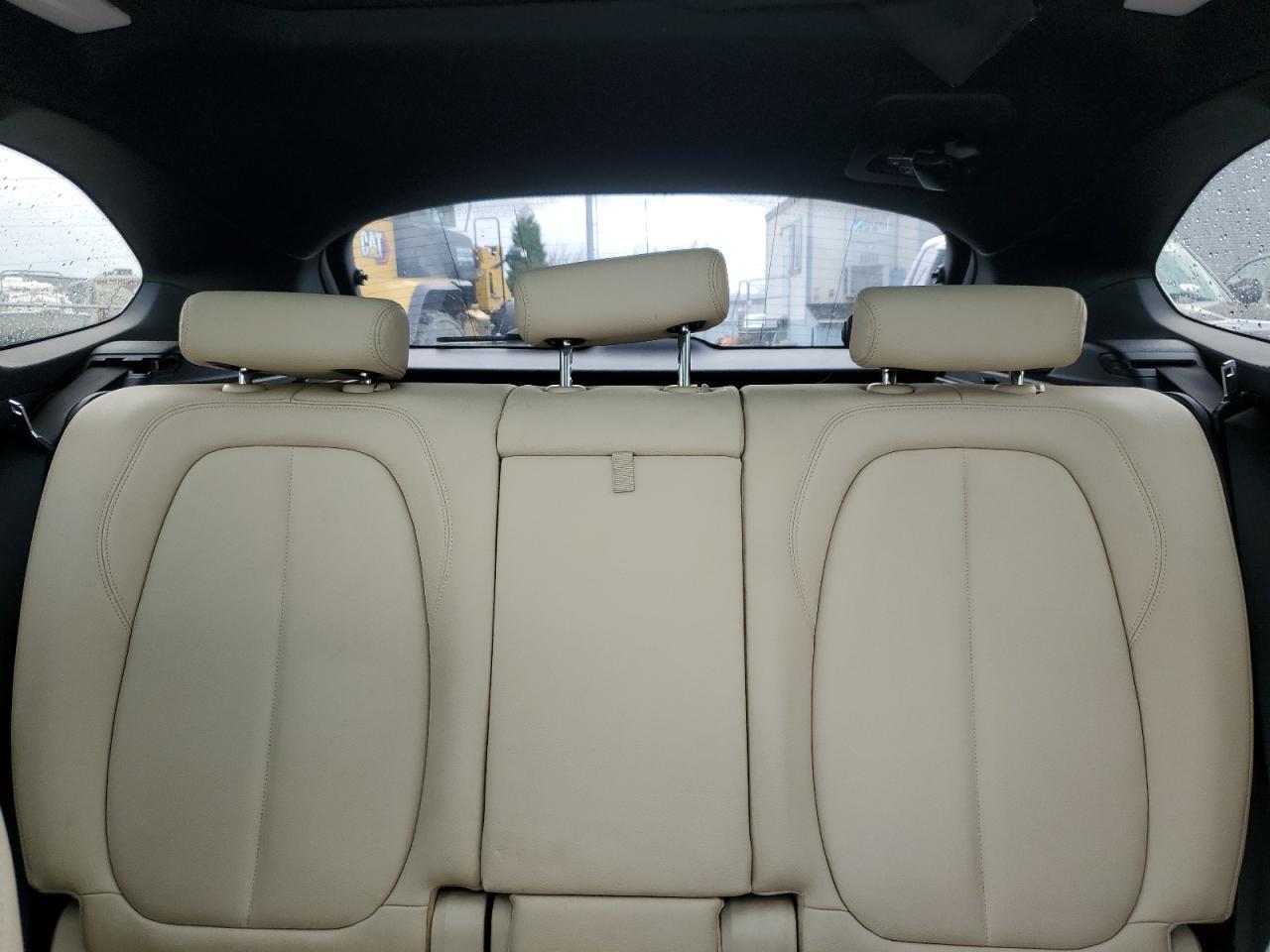 2016 BMW X1 - Image 10