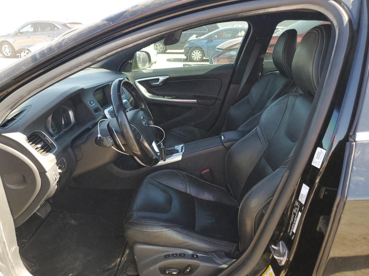 2016 Volvo S60 - Image 7