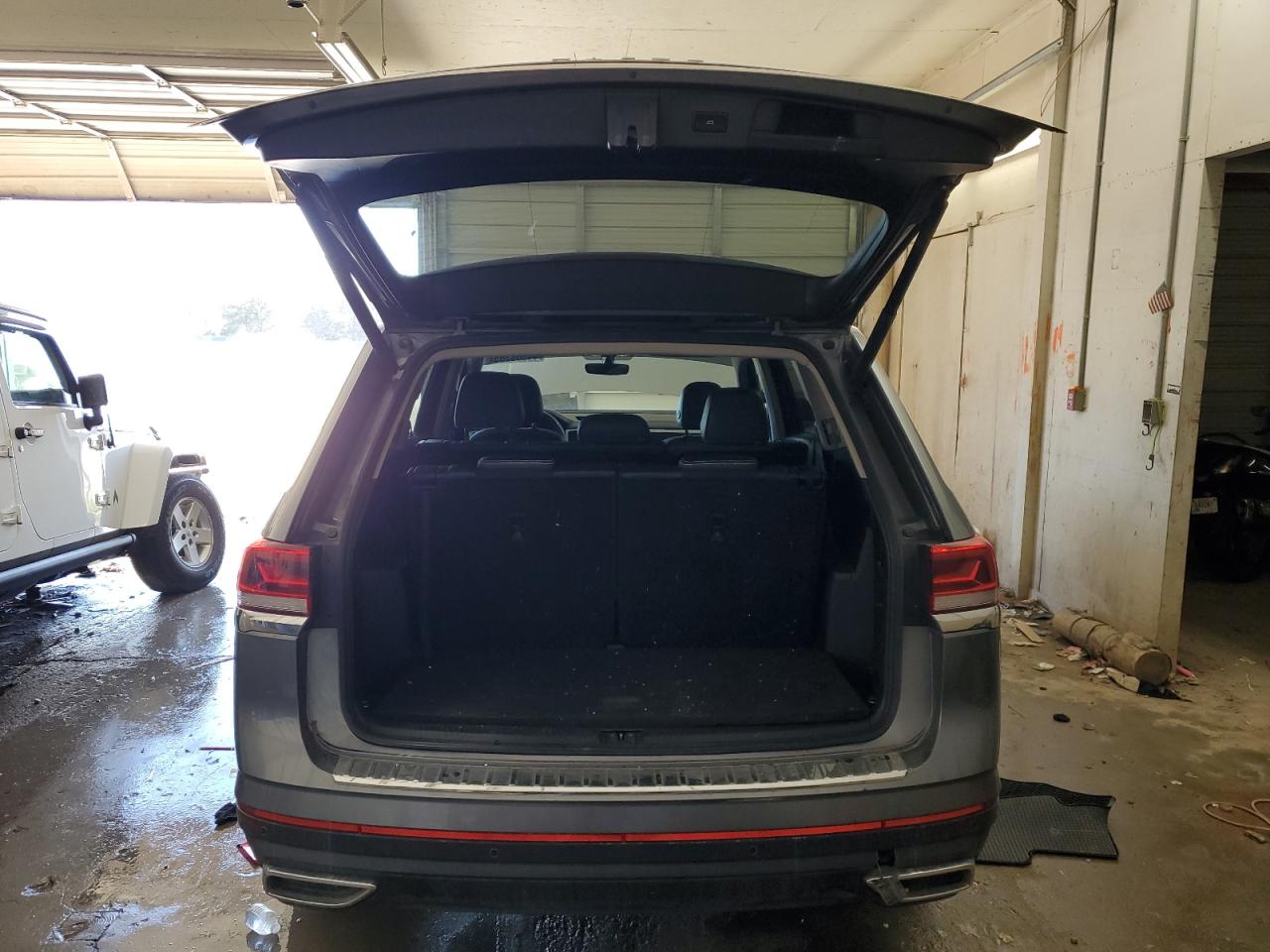 2021 Volkswagen Atlas - Image 6