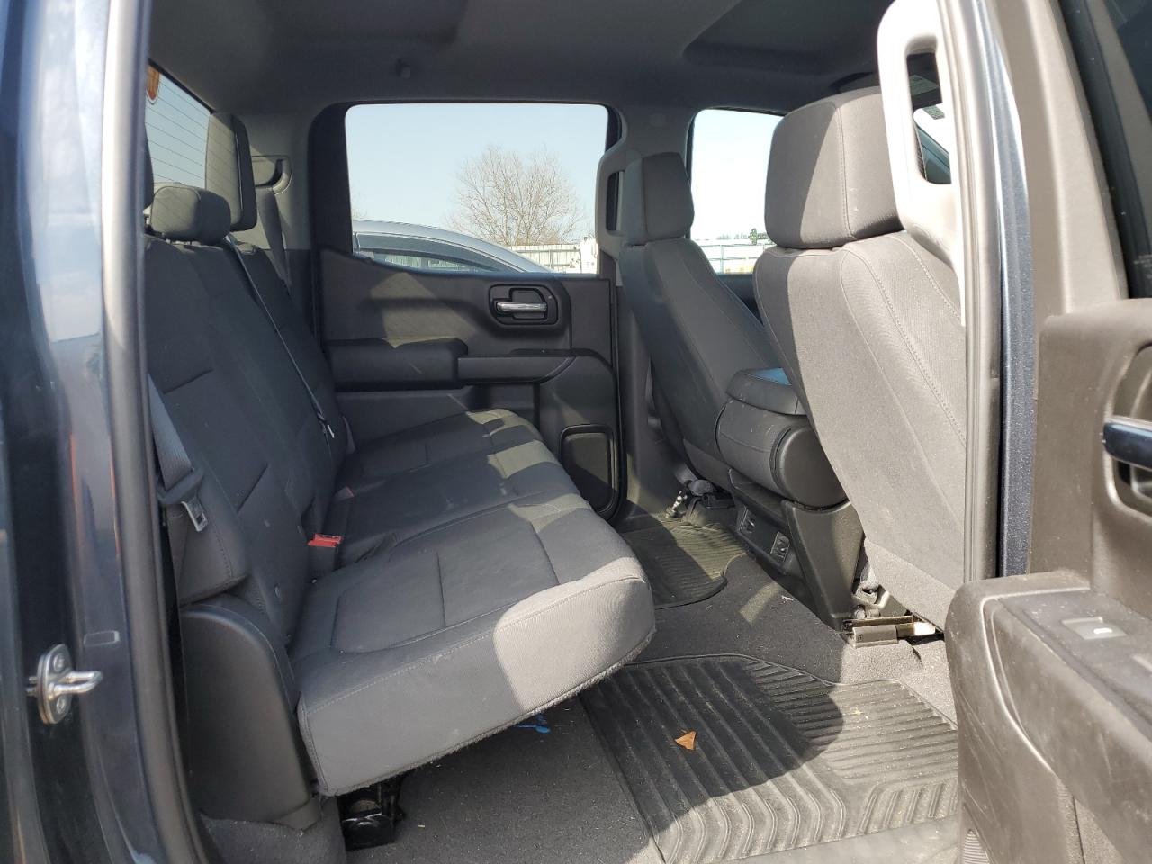 2020 Chevrolet Silverado - Image 10