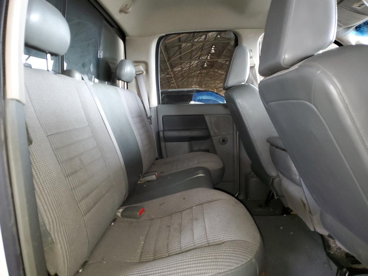 2008 Dodge RAM - Image 10