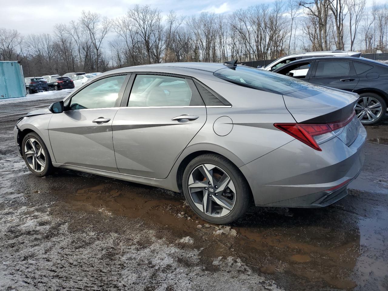 2023 Hyundai Elantra - Image 2
