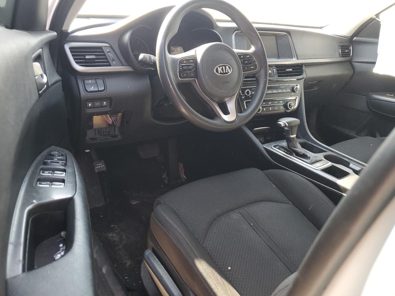 2018 Kia Optima - Image 8