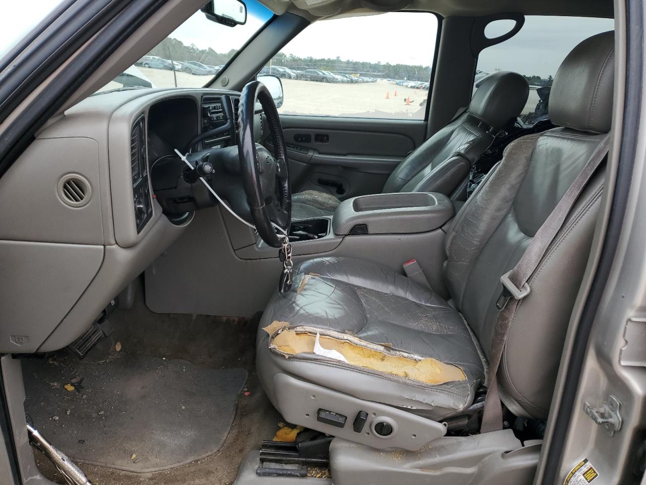 2006 Chevrolet Silverado - Image 7