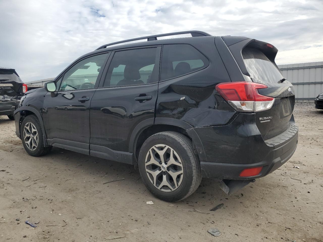 2021 Subaru Forester - Image 2