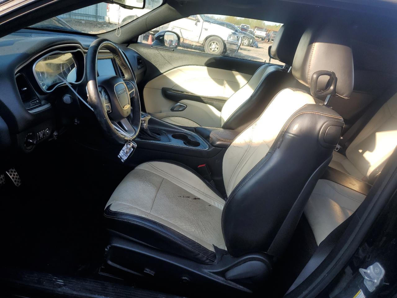 2015 Dodge Challenger - Image 7