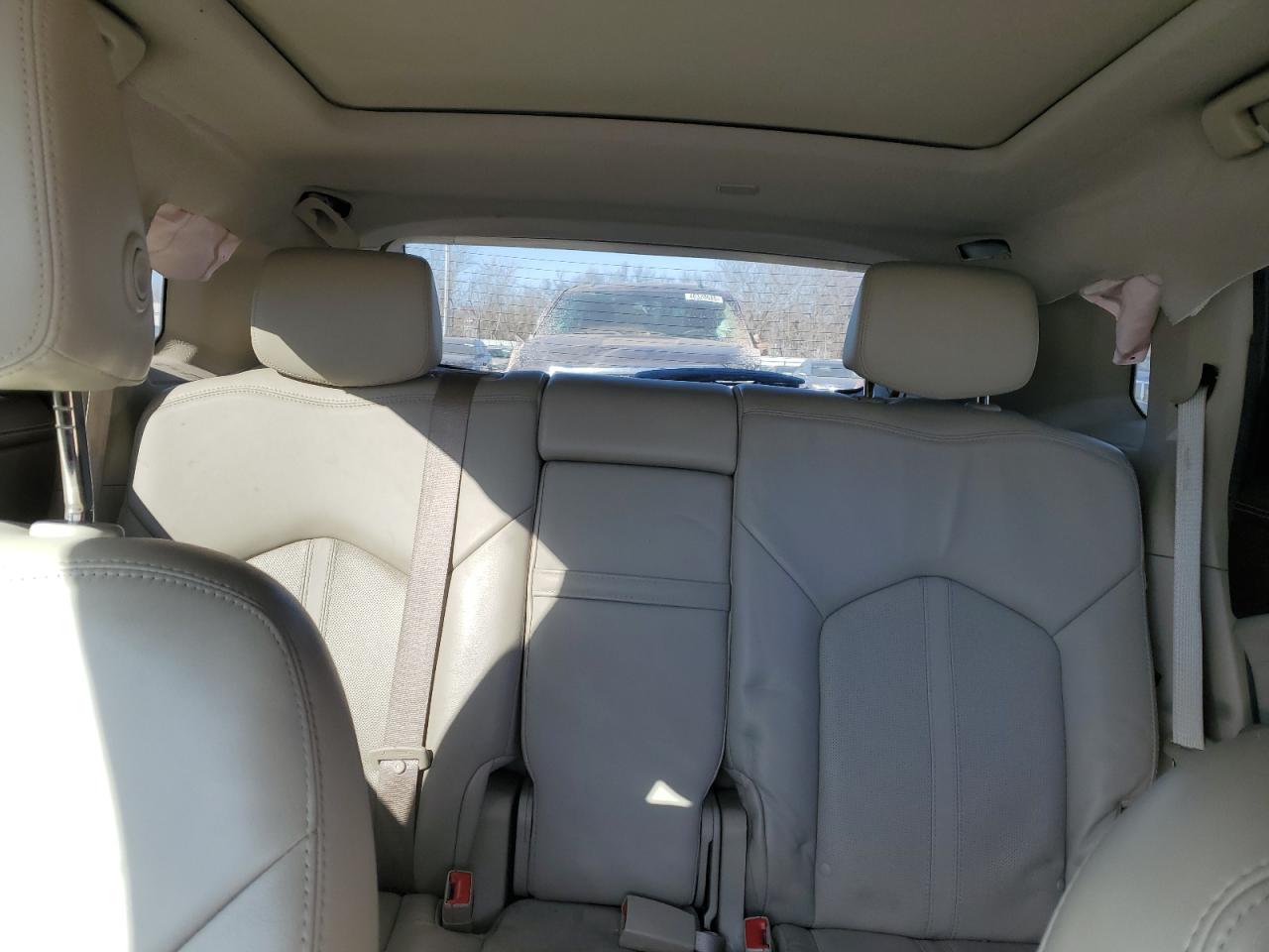 2016 Cadillac SRX - Image 10