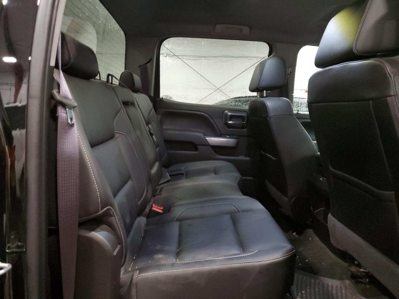 2017 Chevrolet Silverado - Image 10