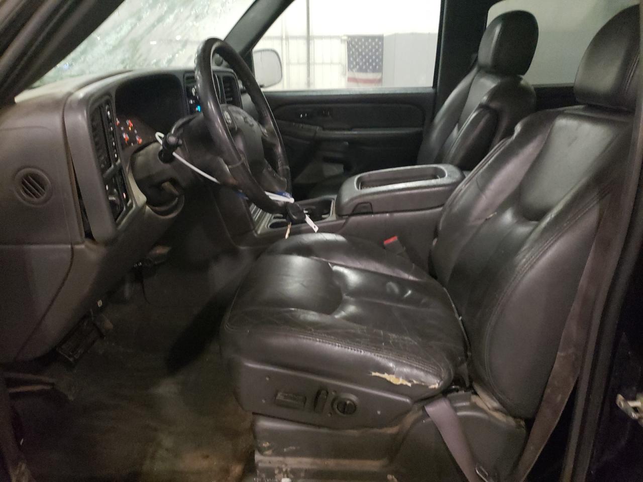 2006 Chevrolet Silverado - Image 7